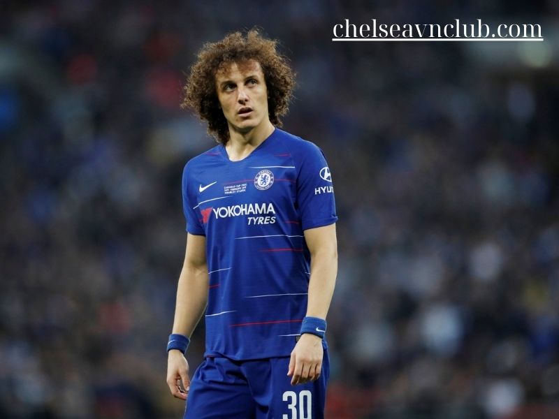 hậu vệ cánh chelsea