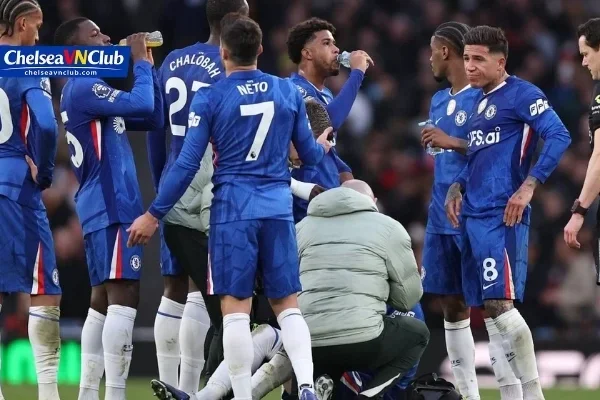 Chelsea Mua Cầu Thủ Mới