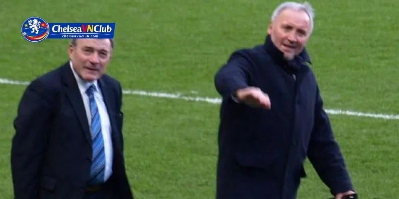 Hình huấn luyện viên Chelsea hiện tại